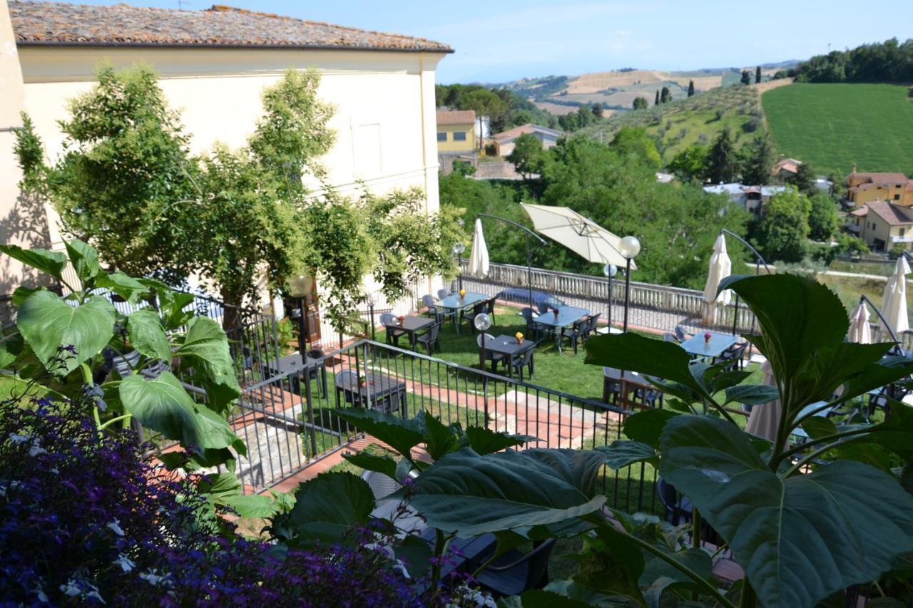 Palazzo Ducale Hotel Castilenti Exterior photo